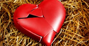 לארוז כל שבר בנפרד. צילום: BigStock