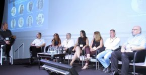 מימין: רמי מרגלית, מנכ"ל RM Direct; אבי שטיינהוף, סמנכ"ל המכירות של קומפליט; עידית לסר, מנכ"לית משותפת ב-IT Solutions; רוית הדר, סמנכ"לית פרויקטים באקסיומה; ארי שפירא, דירקטור ניהל מוצר SAP Business One בסאפ ישראל; סאלי אלקיים, מנהל קבוצת פתרונות תוכנה עסקיים ב-BDO; ומאור מלמד, סמנכ"ל מכירות ב-Rels