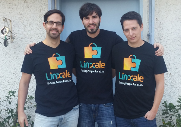 מימין - אספי יוסף, ויק קייט, שחר סילברט. צוות Linxale