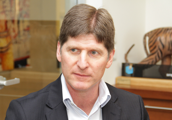 דניס מרפי, סגן נשיא עולמי למכירות, נימבל