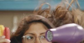 מעניין האם היו ביבמ מציעים גם לגברים "לפרוץ" למייבש שיער. צילום: מתוך הקמפיין