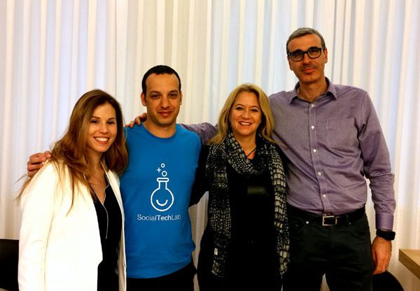 מימין: מיכאל מרציאנו, שותף היי-טק ב-EY ישראל; ורד ישראלי; יניב אסס; ונעה עוז, מנהלת הפיתוח העסקי של EY ישראל