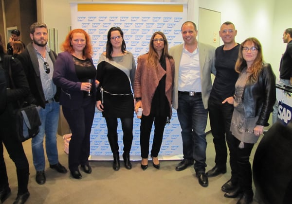 אנשי BDO, אל אם צוין אחרת. מימין: אניה דבורקין, מנהלת פרויקטים בכירה; גדי רחלזון, מנהל פעילות SAP Business One בסאפ ישראל; שי פרי, מנהל מכירות; סאלי אלקיים, דירקטורית קבוצת פתרונות תוכנה עסקיים; דקלה מיכאלי; נטשה שפטולוביץ׳; וסלביק דורפמן