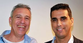 מימין: שי נוני, מנכ"ל קומוולט ישראל; ושגיא דגן, מנהל תיקי לקוחות בדורקום