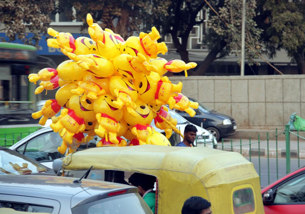 איך אומרים פו הדוב בהודית?