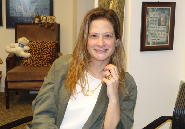 באה לבקר במאורת הנמר: מיכל אולניק, המנהלת העסקית של Dimension Data בישראל