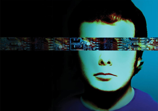 כשהחושך מסתיר את האמת. הצד האפל של הרשת. צילום: yes