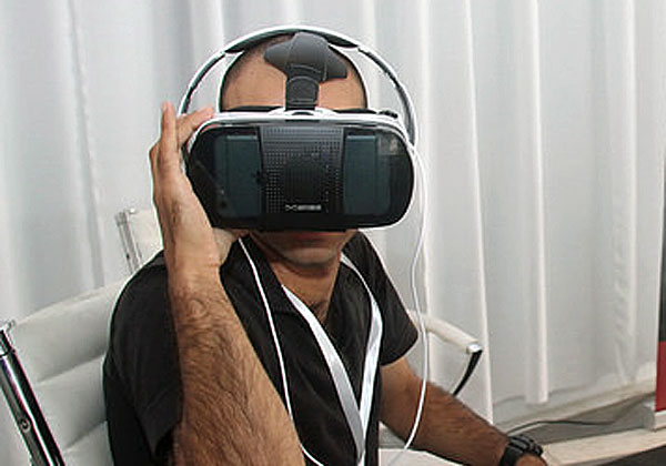 צופה בביתן של SkyPro