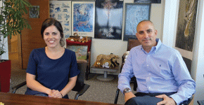 באו לבקר במאורת הנמר. מימין: רוני רויטמן, שותף ומנכ"ל אינטנסיטי, ורות מארי, מקימת החברה