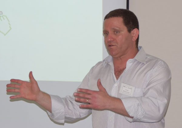 נעם מלר, סמנכ"ל שותפים עסקיים מ-Qlik Israel