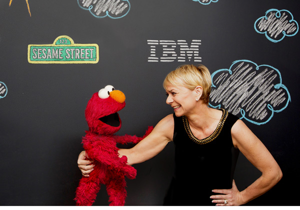 הארייט גרין, מנכ"לית היחידה לאינטרנט של הדברים ביבמ, ואלמו. צילום: ג'ון אובוייל