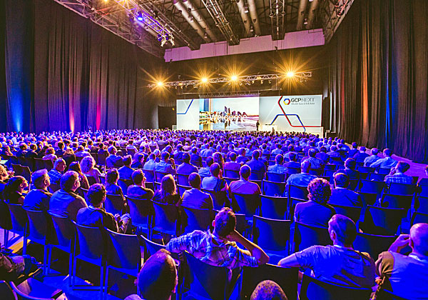 הרצאת המליאה הייתה מלאה עד אפס מקום