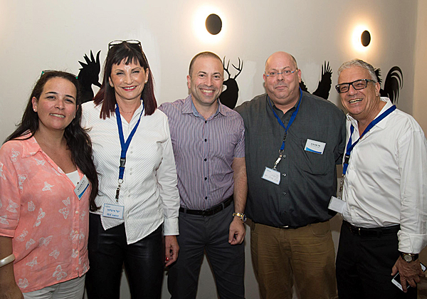 מימין: עו״ד רן פינגרר; גדי מרגלית, מנכ"ל עיריית חיפה; אור שחף, מנכ"ל החברה הכלכלית לחיפה; יעל מיטלמן, מנכ"לית היי סנטר; וד"ר גלית רנד, מנהלת האגף לתכנון אסטרטגי ומחקר בעיריית חיפה