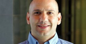 ירון מגבר, מנהל מרכז המחקר והפיתוח של ARM בישראל. צילום: ניר זוננשיין