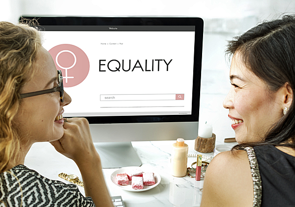 נשים מדברות היי-טק ושוויון. צילום אילוסטרציה: BigStock