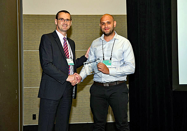 מימין: עידו עוזיאל, משנה לסמנכ"ל המכירות בחטיבת האינטגרציה והתשתיות של מטריקס; ו-וולפגנג אגר, סמנכ"ל הטכנולוגיות של HPE