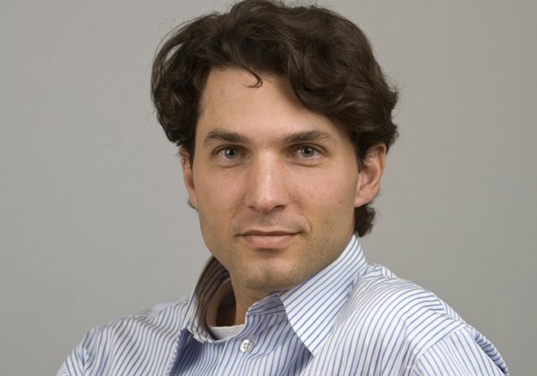 אלון אלי, סגן נשיא לפיתוח עסקי בסטרטאסיס