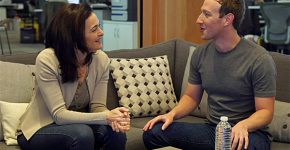 מארק צוקרברג ושריל סנדברג בשיחת סיכום השנה. צילום: פייסבוק