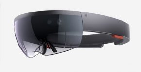 מתכוננים לדור שני. HoloLens. צילום: יח"צ