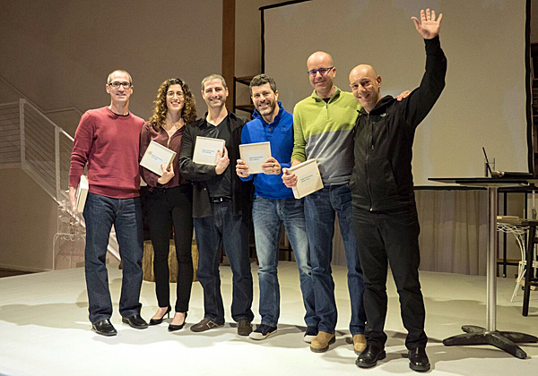 עובדי החברה שזכו בפרסי הצטיינות. מימין: ארנון דים, ישי חובב, יריב העליון, ליעד גוטנטג, אלה פרגר ובועז נבט