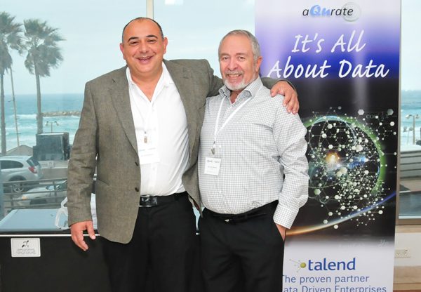 מימין: קוסטין מרזאה, שותף ב-aQurate ומנהל הטכנולוגיות הראשי של החברה; ויוסי רודריק, מנכ"ל aQurate ומייסד קבוצת UCL