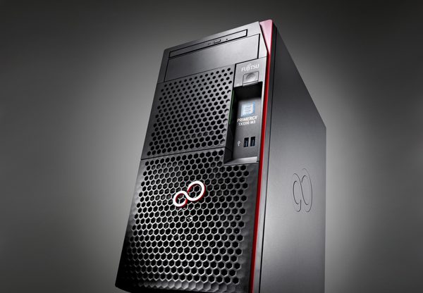 ה-PRIMERGY TX1320 M3 של פוג'יטסו. צילום: יח"צ