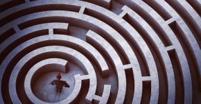 למרות הכל - לשאוף להיות תמיד על הגובה. צילום: alphaspirit/BigStock