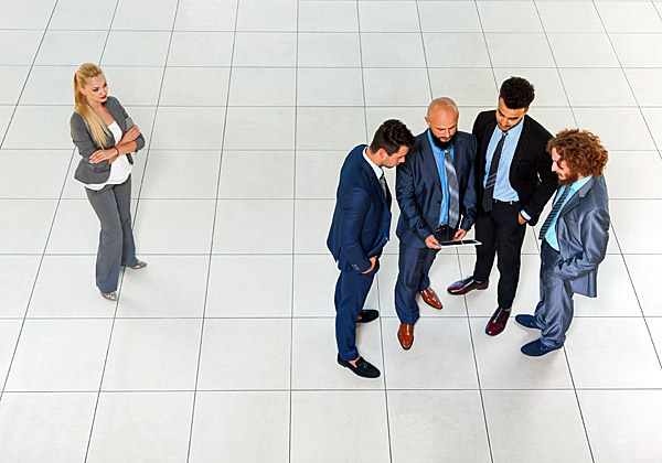 פייסבוק מצטיירת כנאורה. על פי הניתוח שביצע העובד לשעבר, ייתכן שלא תמיד זה המצב. צילום אילוסטרציה: mast3r, BigStock