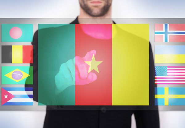 ממשלת קמרון לאזרחים: מחזירים את האינטרנט, אבל נחזיר אותו לחשיכה אם לא "תתנהגו יפה". אילוסטרציה: BigStock