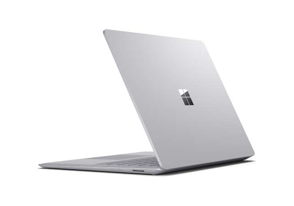 אין תרופה. Surface Laptop של מיקרוסופט. צילום: יח"צ