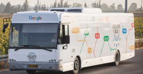 אוטובוס הבריחה של גוגל. צילום: תומר פולטין