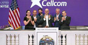 מימין: כריס טיילור, סגן נשיא בורסת NYSE בניו-יורק; מאוריסיו ביאור, סגן יו"ר דירקטוריון סלקום; ניר שטרן, מנכ"ל הקבוצה; שולם לפידות, מנכ"ל IDB ומנכ"ל דסק"ש; שלומי פרילינג, מנהל הכספים הראשי של סלקום; ועו"ד ליאת מנחמי שטדלר, סמנכ"לית ייעוץ משפטי ומזכירת החברה. צילום: בנט רגלין, NYSE