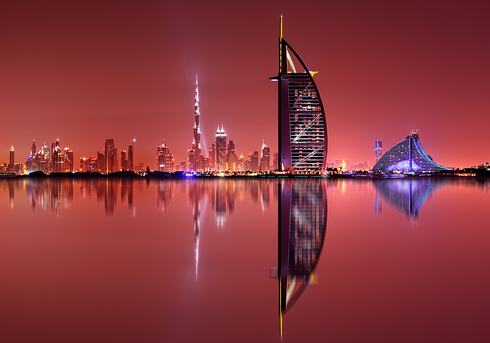 דובאי - חדשנות ארכיטקטונית וטכנולוגית. צילום: Bigstock