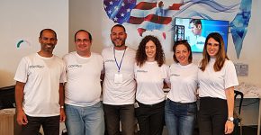 צוות המומחים של איטרניטי בהאקתון של משרד הרווחה בבאר שבע. צילום: יח"צ