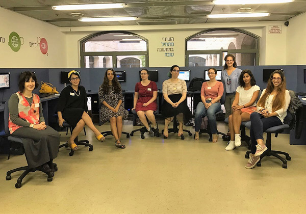 מפגש הפתיחה של משתתפות קורס App2u. צילום: יח"צ