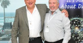 מימין: קוסטין מרזאה, מנהל הטכנולוגיות הראשי של אקורייט; ויוסי רודריק, מנכ"ל החברה. צילום: יח"צ
