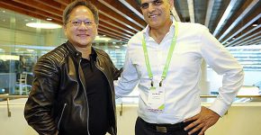 מימין: אלון בן צור, מנכ"ל בינת תקשורת מחשבים, וג'ן סן הואנג, מייסד ומנכ"ל Nvidia. צילום: ניב קנטור