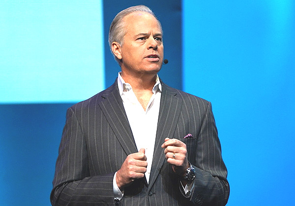 מייק גרגואר, מנכ"ל CA Technologies, בהרצאת הפתיחה של כנס CA World. צילום: יח"צ