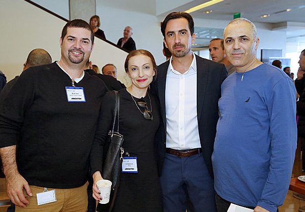 בתמונה: נתן דואר, מנהל תחום וירטואליזציה במכבי שירותי בריאות; אלי שקד, מנהל פעילות VMware ישראל; אירית אלפרוביץ', מנהלת מכירות אנטרפרייז ב-VMware ישראל; וברק קורן, מהנדס מערכות מידע בכיר בסימנס. צילום: ניב קנטור