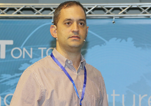 ניב רז, מנהל תשתיות פתוחות בהראל ביטוח ופיננסים. צילום: ניב קנטור