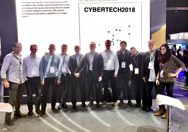 צוות סימנטק. צילום: יח"צ