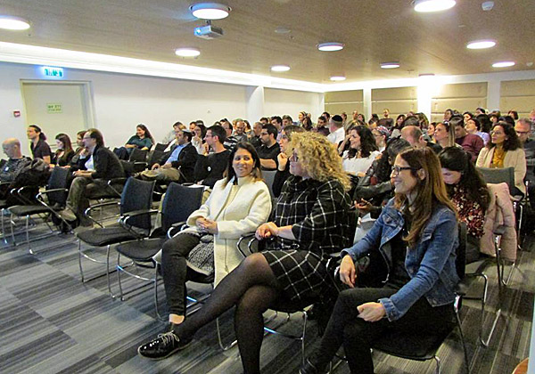 הקהל מאזין ברוב קשב להרצאות בכנס ה-CRM השנתי של אלעד מערכות. צילום: יח"צ