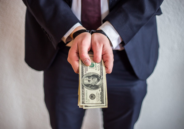 נכנס כסף נשמר סוד. אילוסטרציה: HappyLenses/BigStock