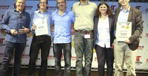 מימין לשמאל: סמי ברקוביץ, הכשרה חברה לביטוח; אודליה בשן, הכשרה חברה לביטוח; קובי שטיינר, הכשרה חברה לביטוח; נתנאל שוקרון, הכשרה חברה לביטוח; אופיר בר-אורין, י.א. מיטווך ובניו; פלי הנמר, מייסד ומנכ"ל משותף אנשים ומחשבים. צילום: ניב קנטור