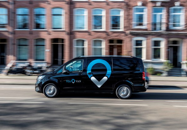 ויה-ואן - ViaVan. מיזם משותף של חברת ויה וחטיבת רכבי הוואן של מרצדס-בנץ - מגיע ללונדון. צילום: יח"צ