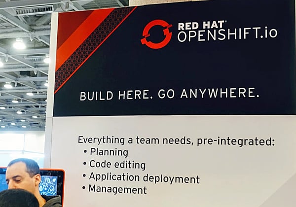 הדגש בכנס השנה היה על Openshift - הפתרון הגמיש של החברה, תחת הסיסמה: בנה במקום אחד. הפעל בכל מקום. צילום: פלי הנמר