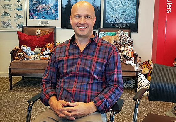 בא לבקר במאורת הנמר: נועם בר און, מנהל מכירות BMC בחטיבת מוצרי התוכנה של מטריקס. צילום: פלי הנמר