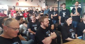 משתתפי מטריקס האקתון 2018 בשלב הצגת התוצרים הסופיים.