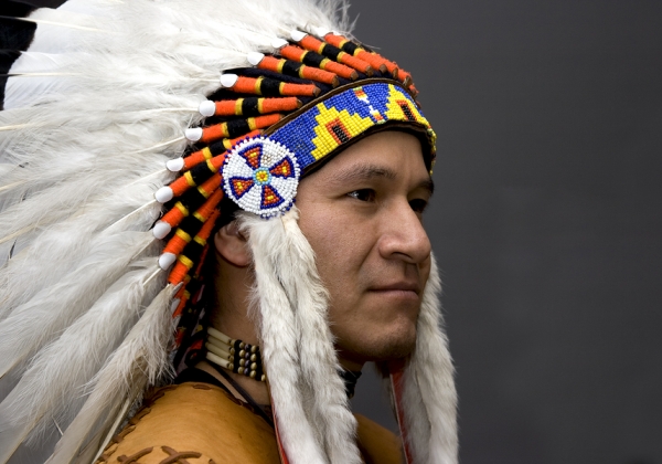 דיבור שנאה נגד 'ילדים אמריקנים' או מגילת העצמאות של אמריקה? צילום: BigStock