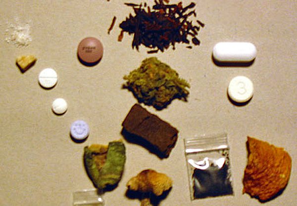 מיליארדר היי-טק וחשוד בסחר בסמים. צילום אילוסטרציה: Thoric, מתוך ויקיפדיה